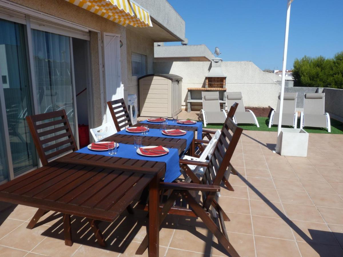 Saloublues, Penthouse, Pool, Big Terrace Apartamento