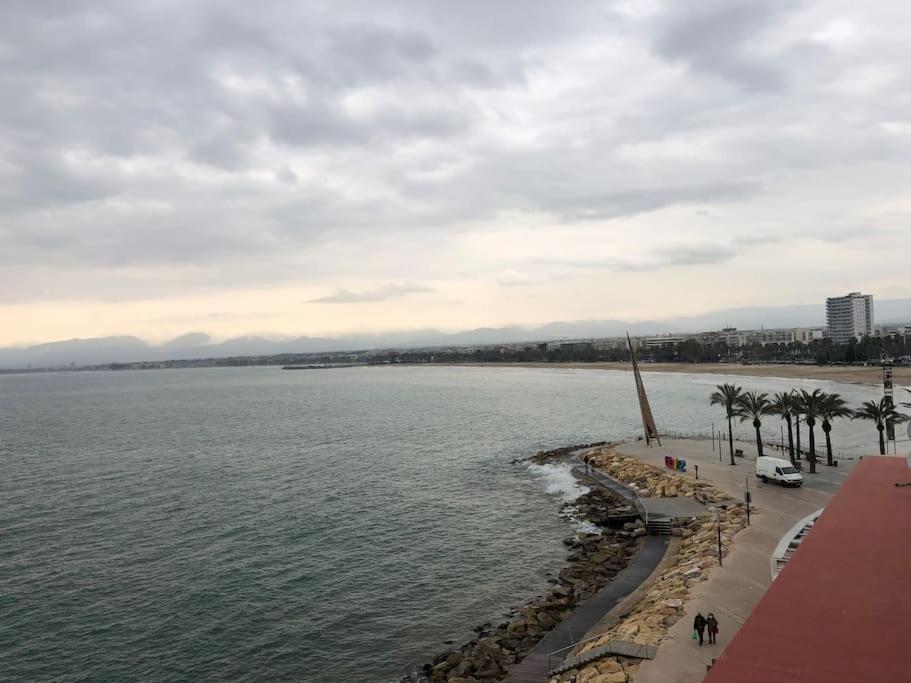Premium 150 M Playa, Muy Tranquilo Parking Salou