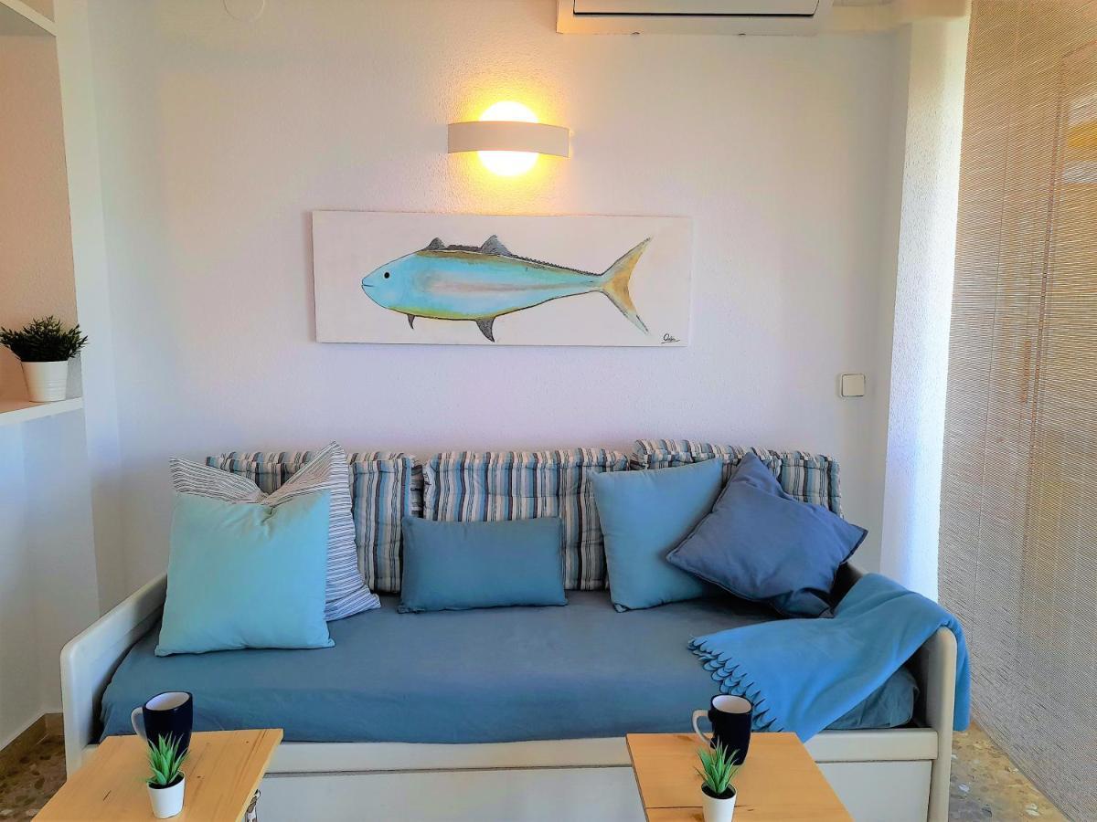 Apartamento Vistas Al Mar, 50 Metros Playa Y Centro, Cama Queen Size *