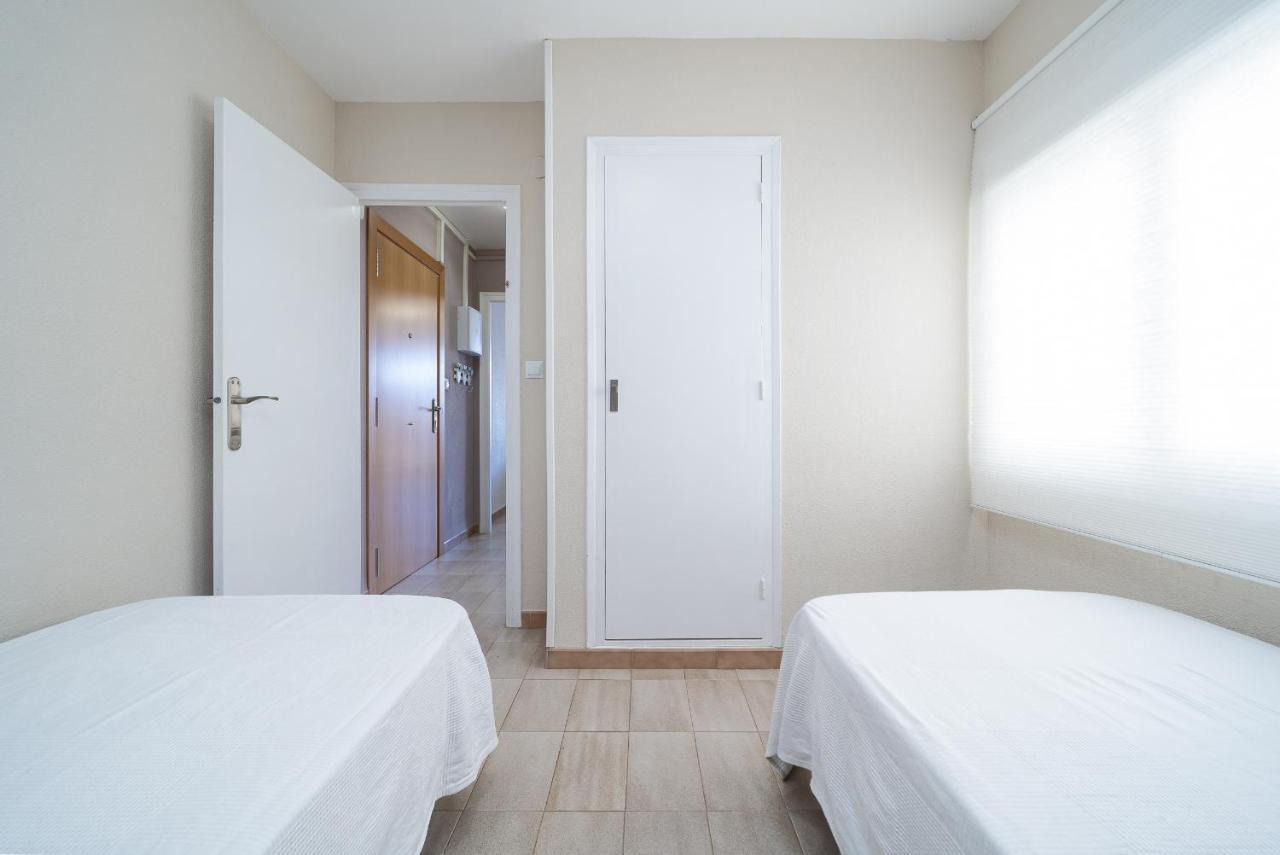 Hauzify I Punta Del Cavall Apartamento