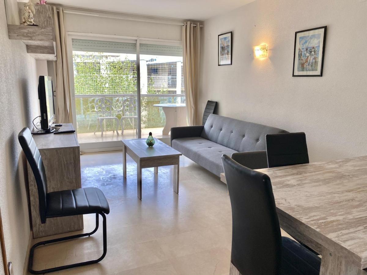 De Luxe Con Piscina Apartamento Salou