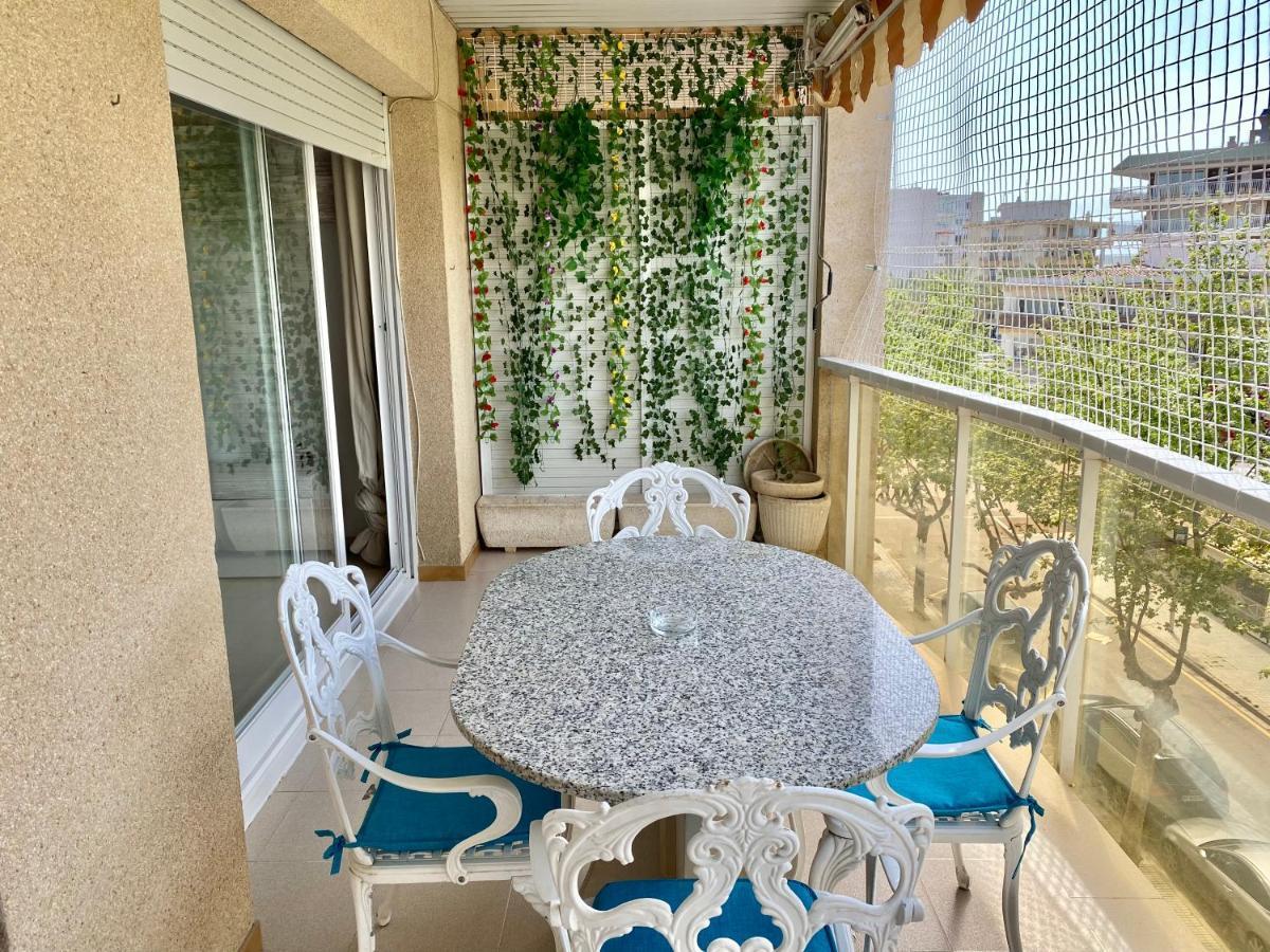 De Luxe Con Piscina Apartamento