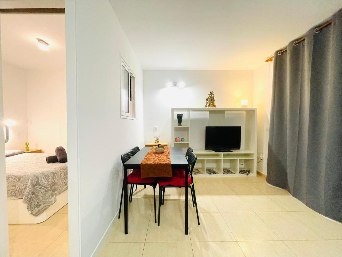 Renovado En Zona Residencial A Pasos Del Mar