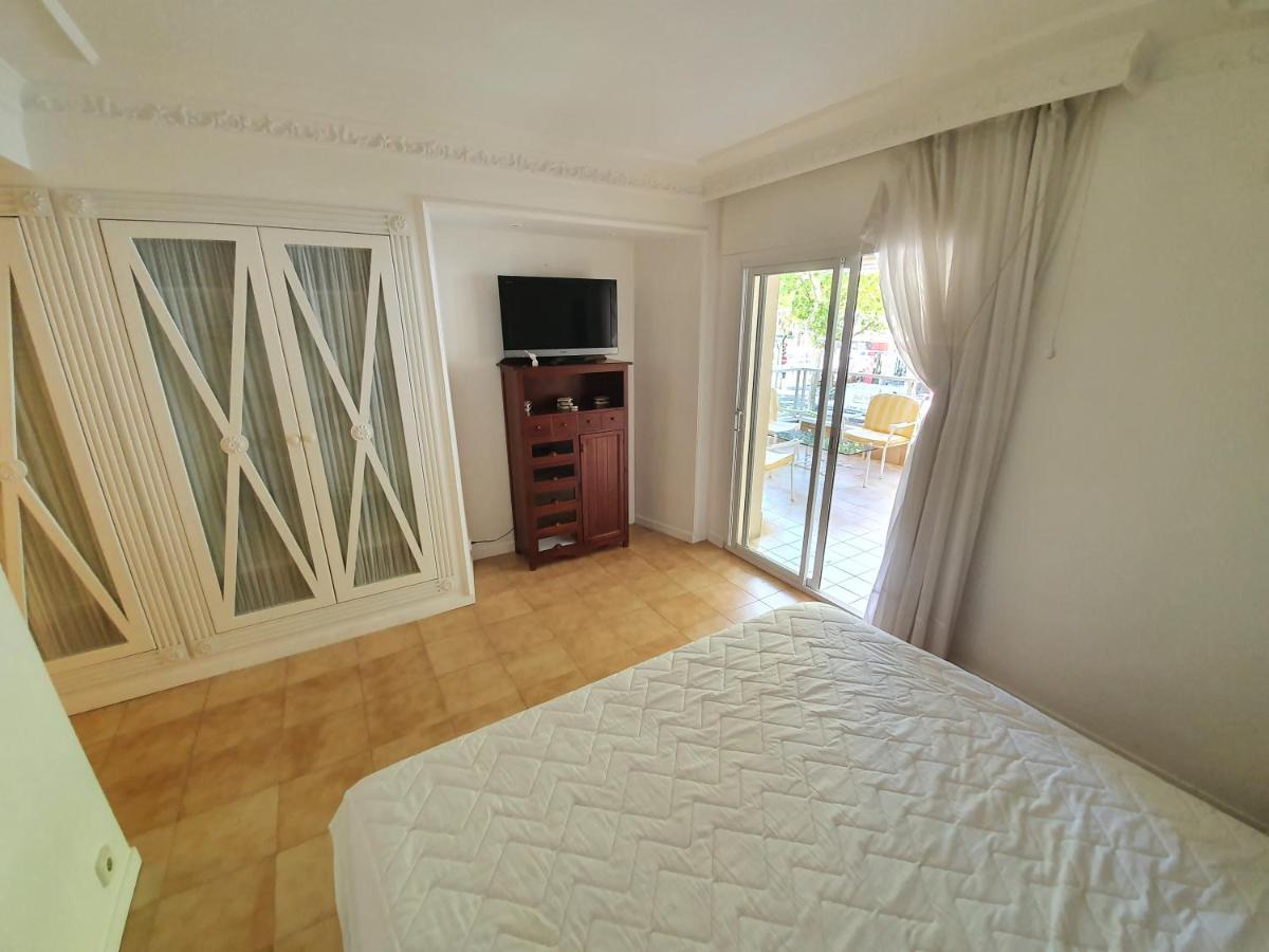 Primera Linea De Mar ,salou,centro. Appartement
