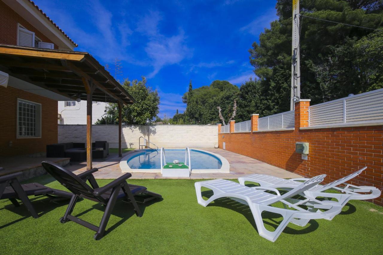 Pluma Planet Costa Dorada - Only Families Salou