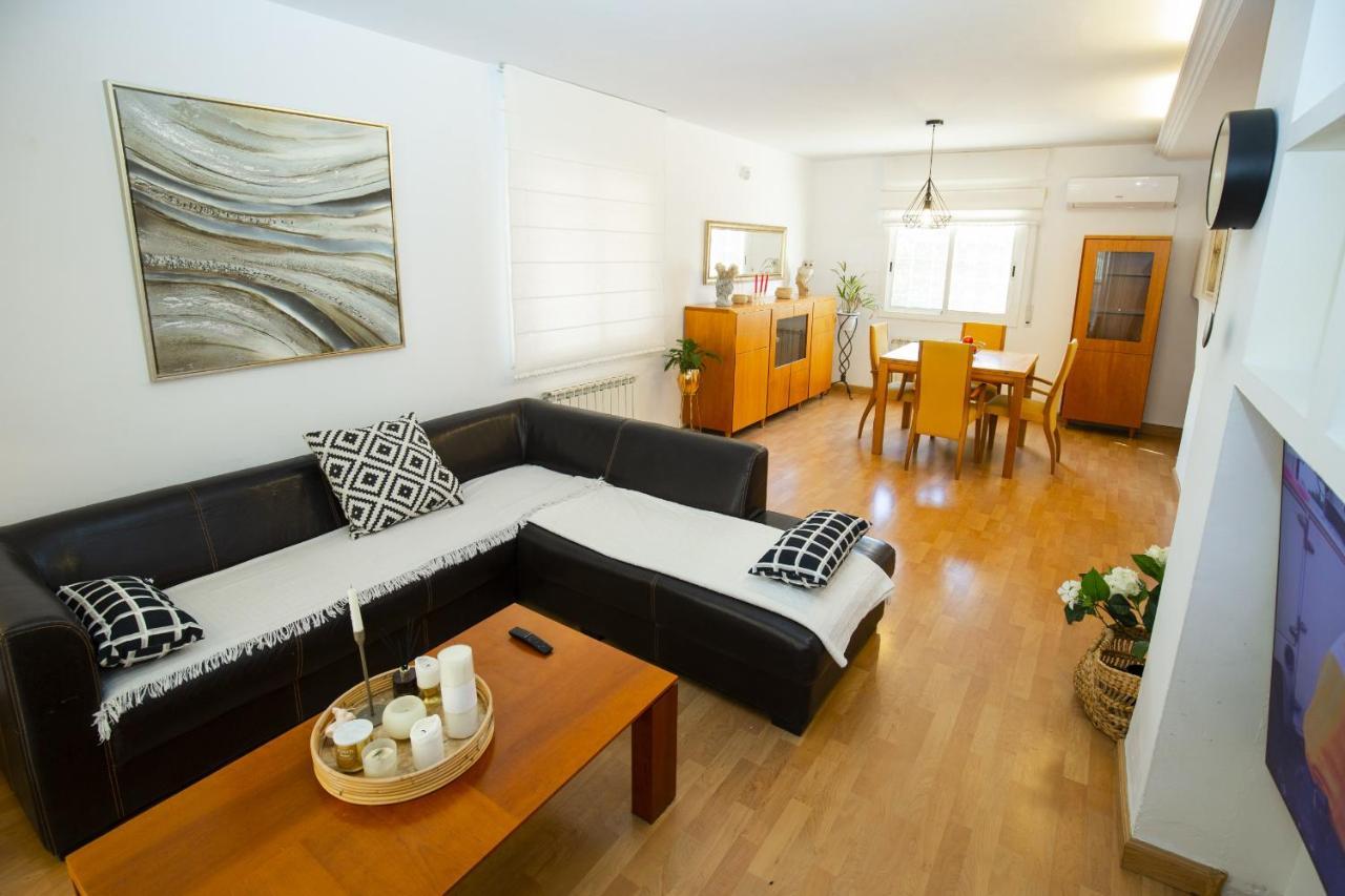 Pluma Planet Costa Dorada - Only Families * Salou