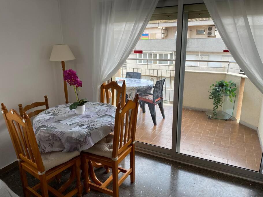 Appartement Lovely One Bedroom With Terrace And Pool Salou
