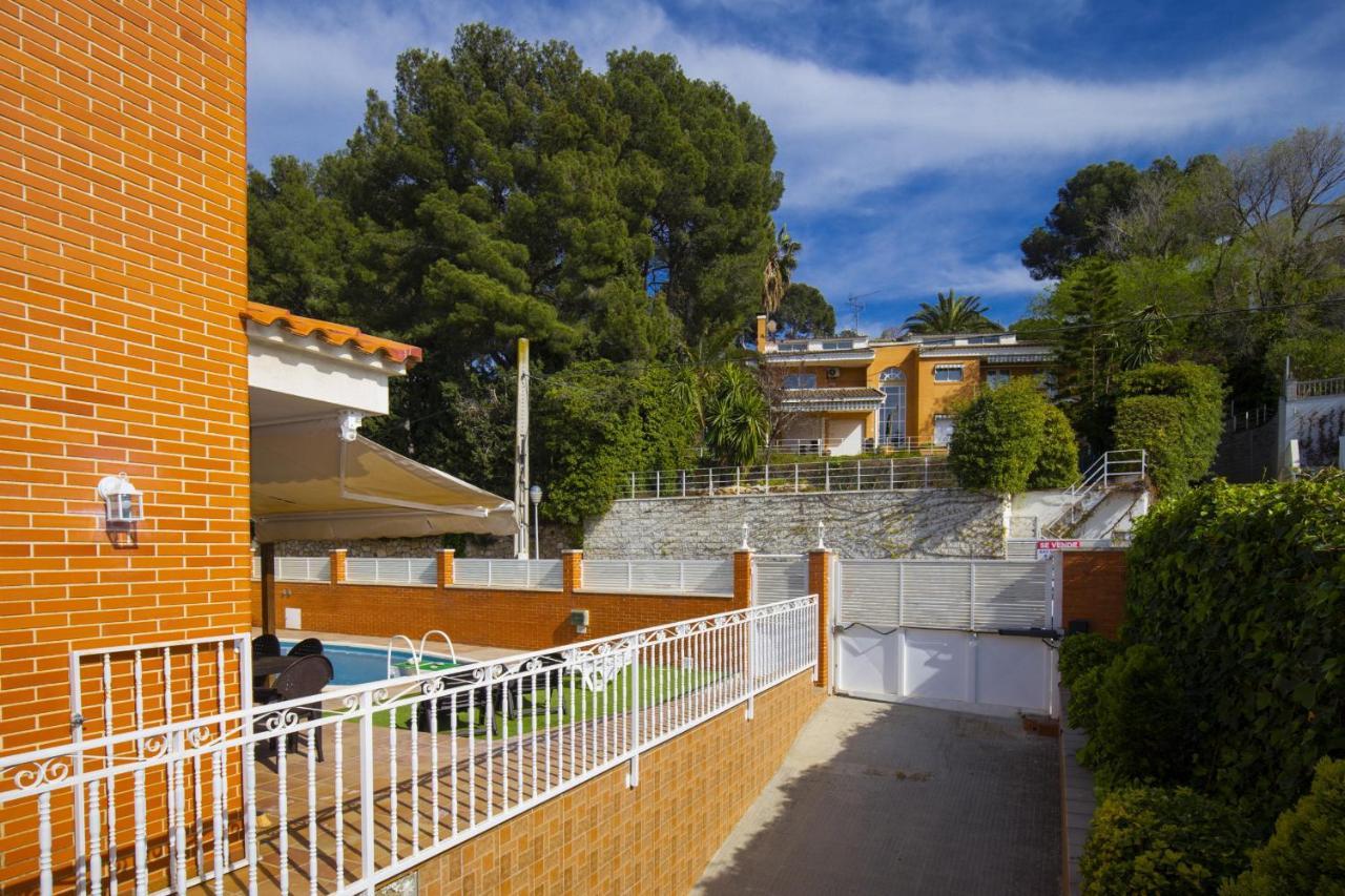 Pluma Planet Costa Dorada - Only Families *