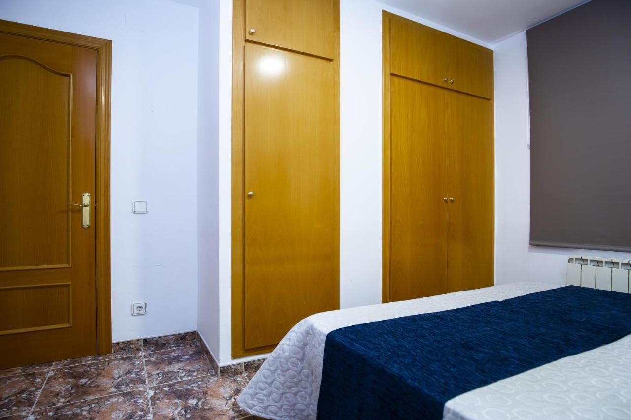 Pluma Planet Costa Dorada - Only Families