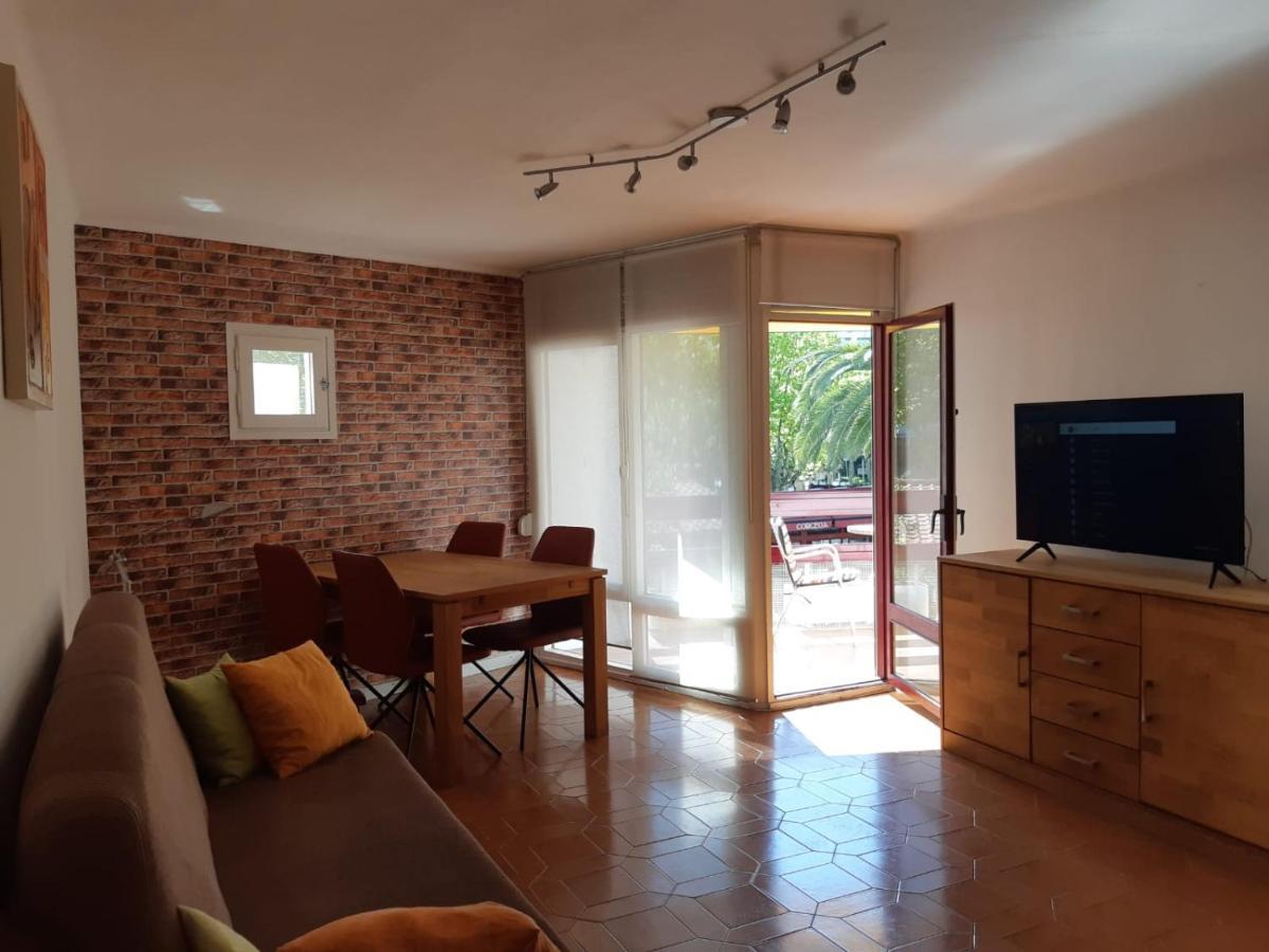 Corcega Palm Beach - Piscina Y Jardin * Salou