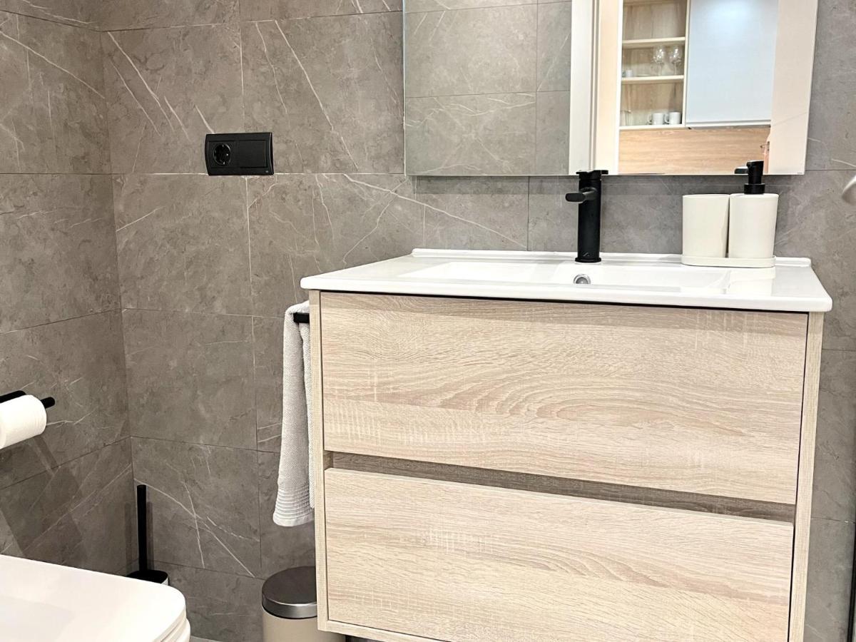 Apartbeach Michelangelo De Luxe Climatizado Y Junto Playa 08