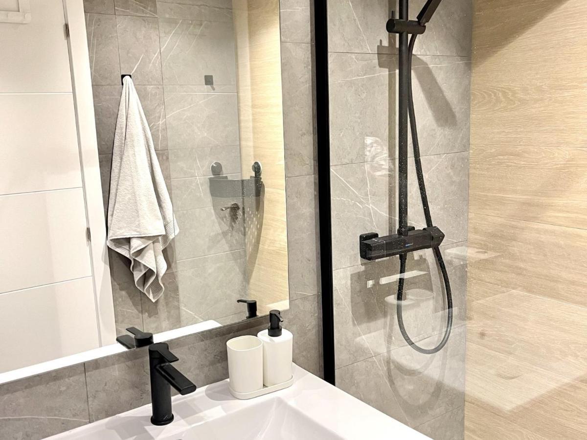Apartbeach Michelangelo De Luxe Climatizado Y Junto Playa 08 Salou