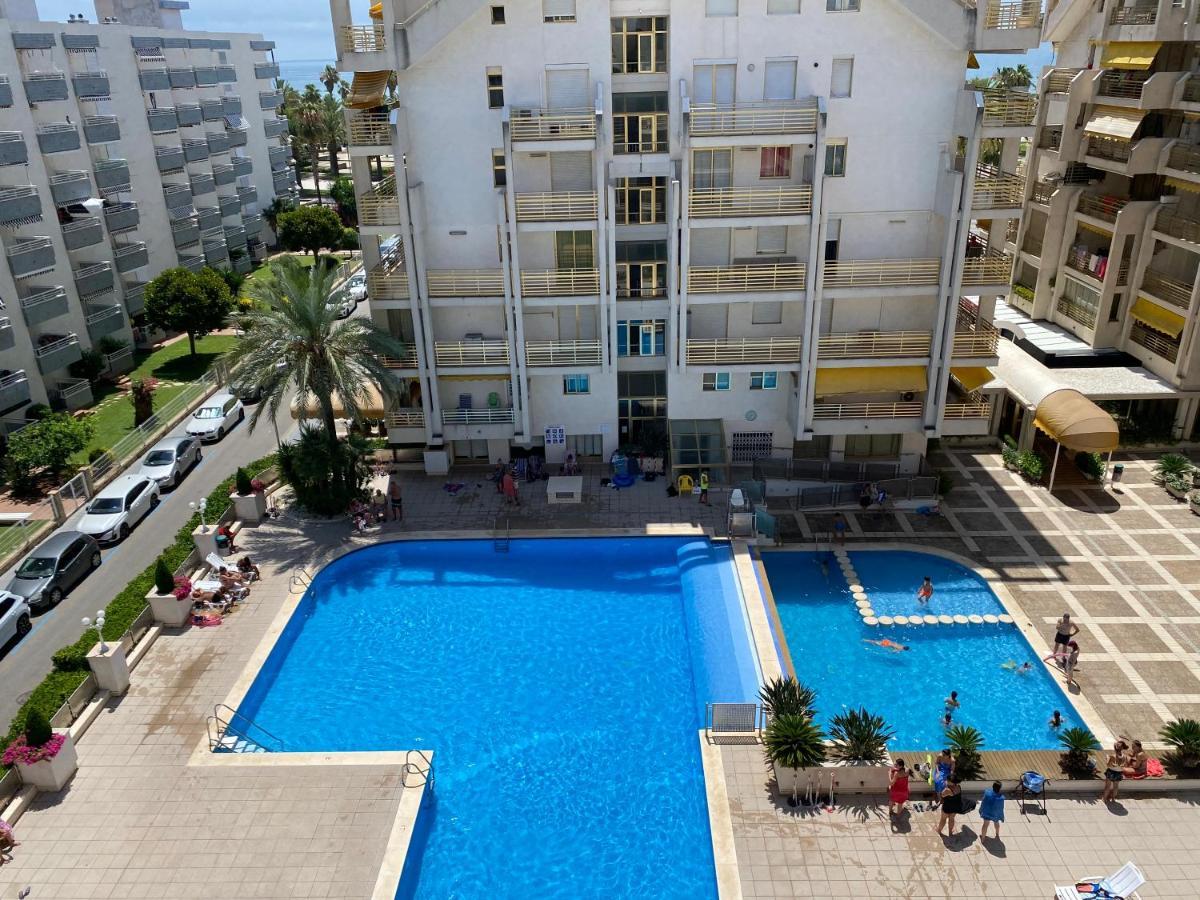 Con Piscina En 1ª Línea De Playa En Salou