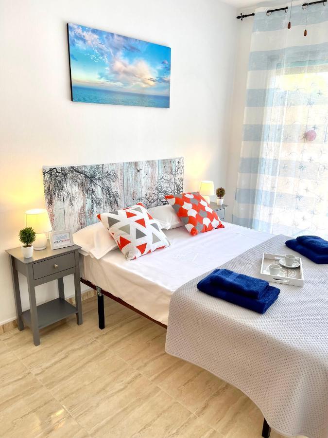 Apartbeach Santa Elena Climatizado Parking Y Junto Playa Capellans