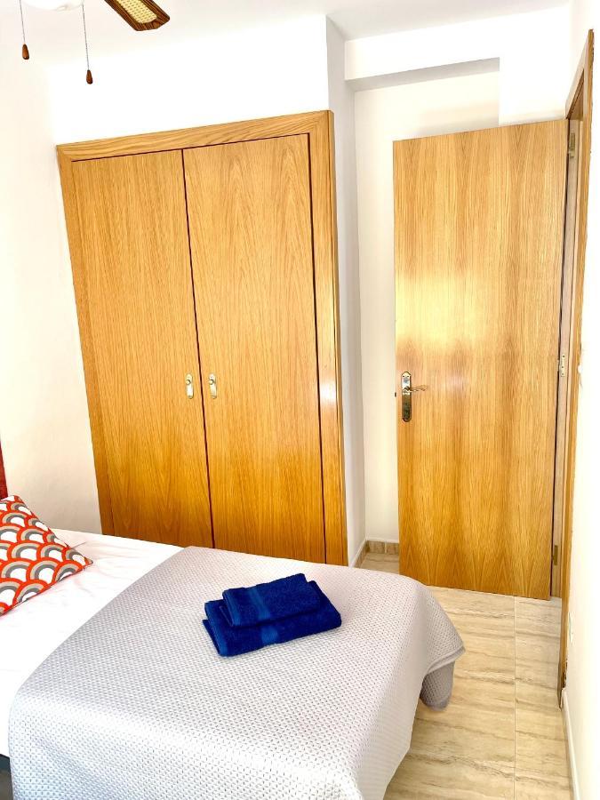 Apartbeach Santa Elena Climatizado Parking Y Junto Playa Capellans Appartement *
