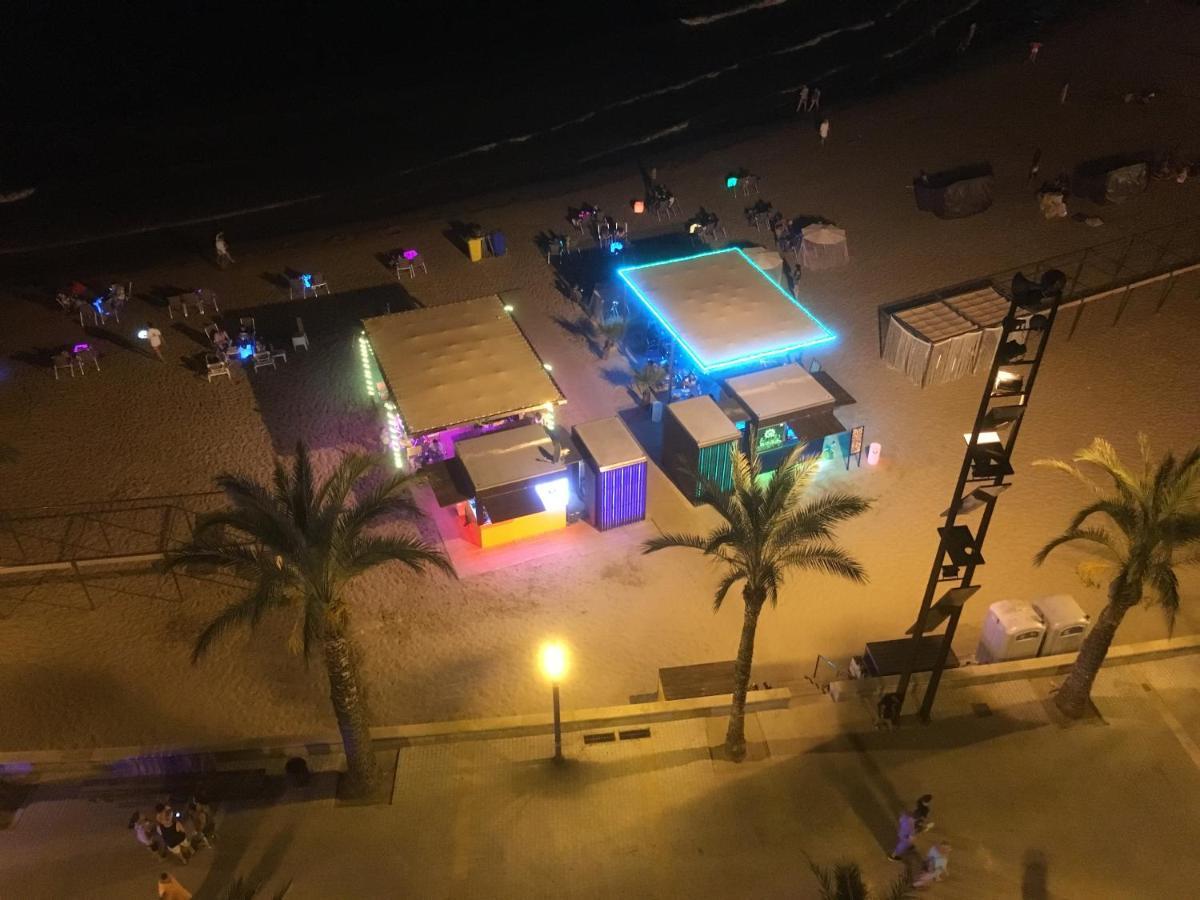 Spacieux, Front De Mer, Vue Splendide Apartamento Salou