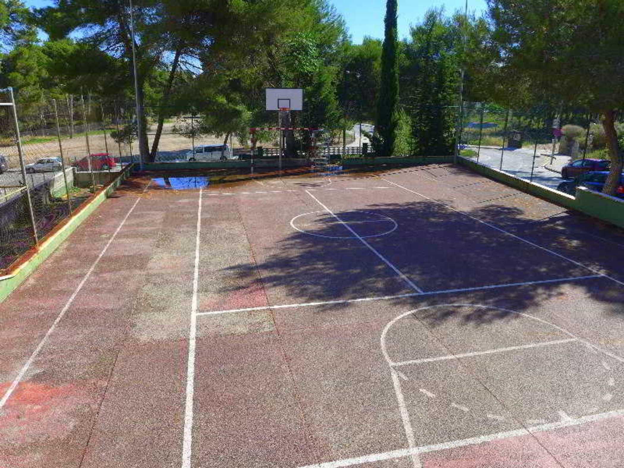 C&b Catalunya 92 Hotel