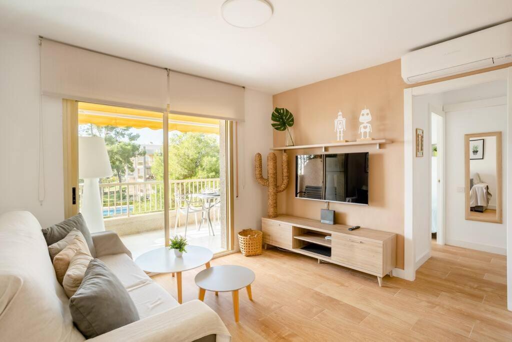 Sea View, Pool, Free Parking, Wifi, Port Aventura Salou