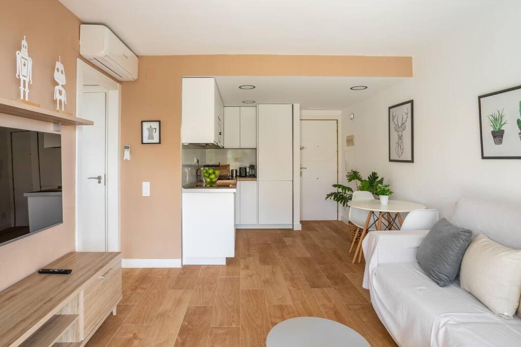 Apartment Sea View, Pool, Free Parking, Wifi, Port Aventura Salou