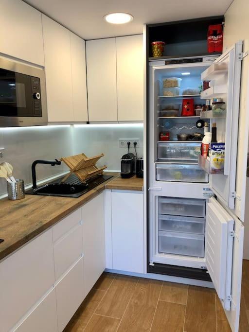 Sea View, Pool, Free Parking, Wifi, Port Aventura