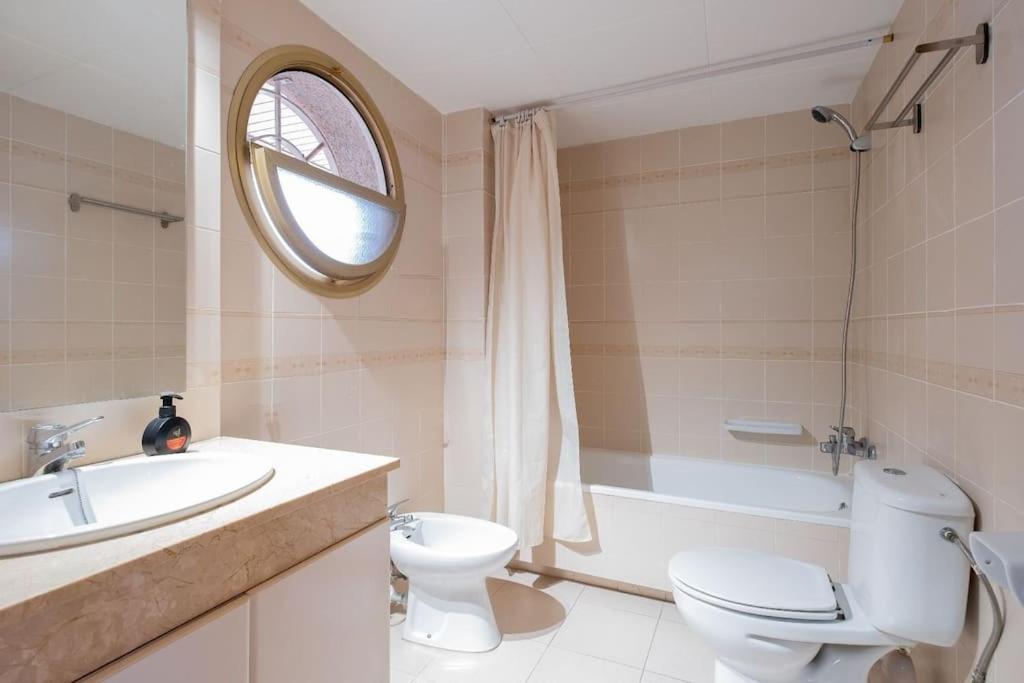 Appartement En Con 3 Piscinas Junto A Port Aventura Salou