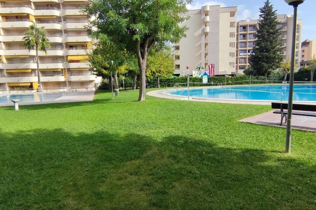 Appartement En Con 3 Piscinas Junto A Port Aventura *