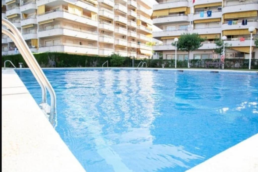 En Con 3 Piscinas Junto A Port Aventura Appartement