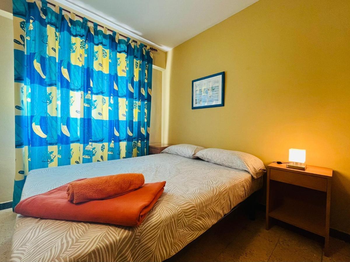 Alaska Acogedor Y A 100metros De La Playa Apartamento