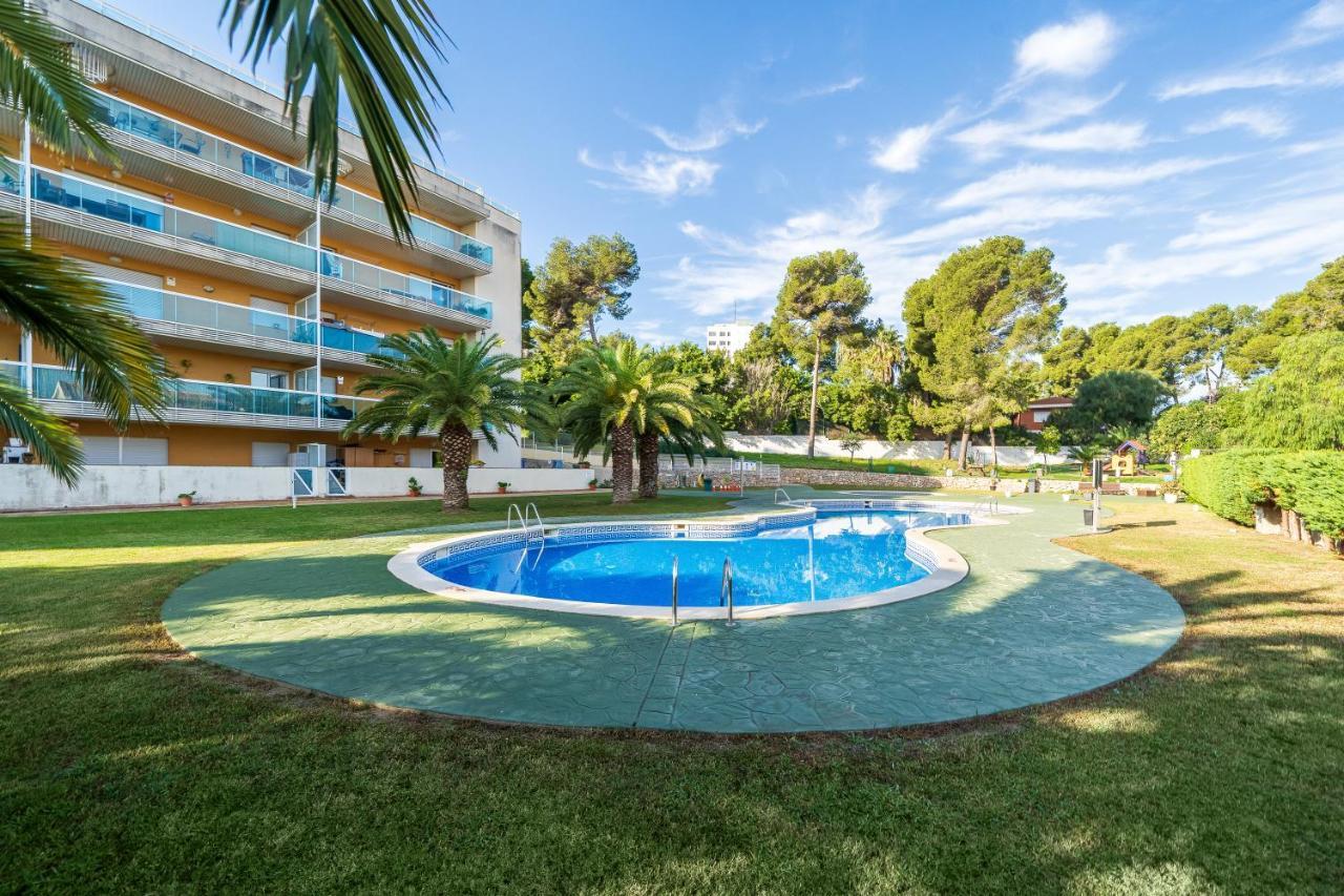 Martin Y Rose En * Salou
