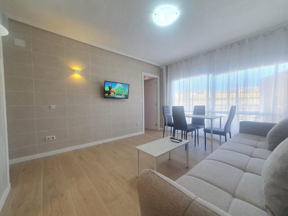 Apartamento Familiar / Piscina / Zona Tranquila *