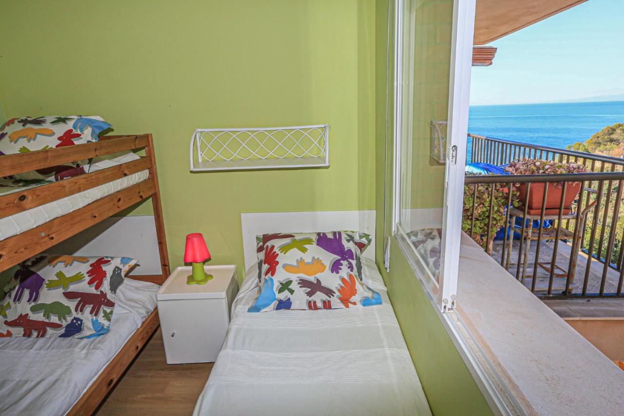 Cabo Palos 4 2 2 Only Families