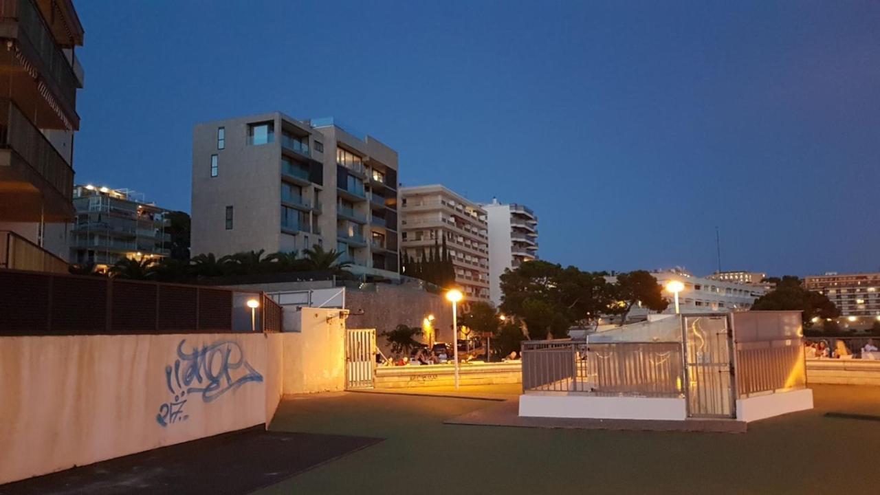 Center Near Port Aventura Apartment