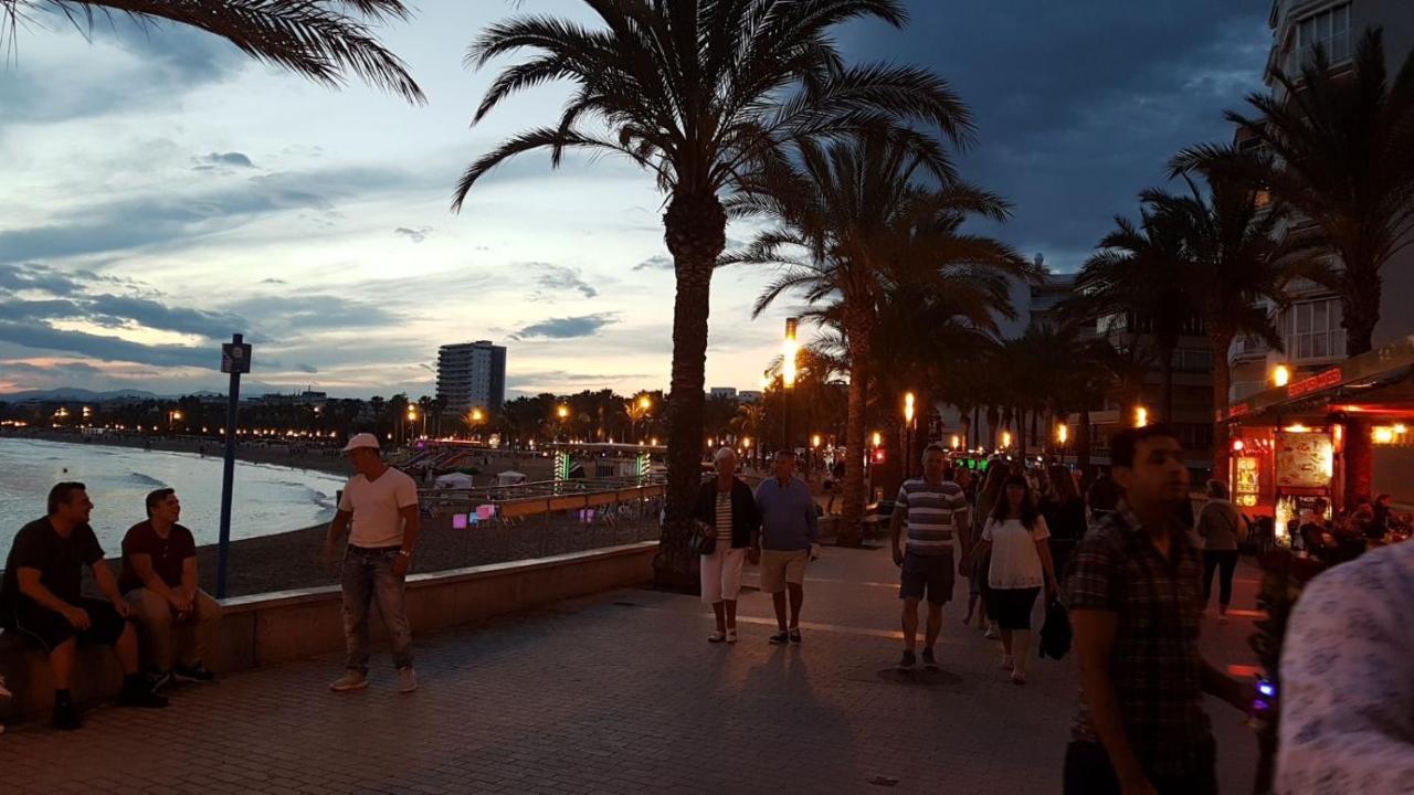 Center Near Port Aventura Apartment