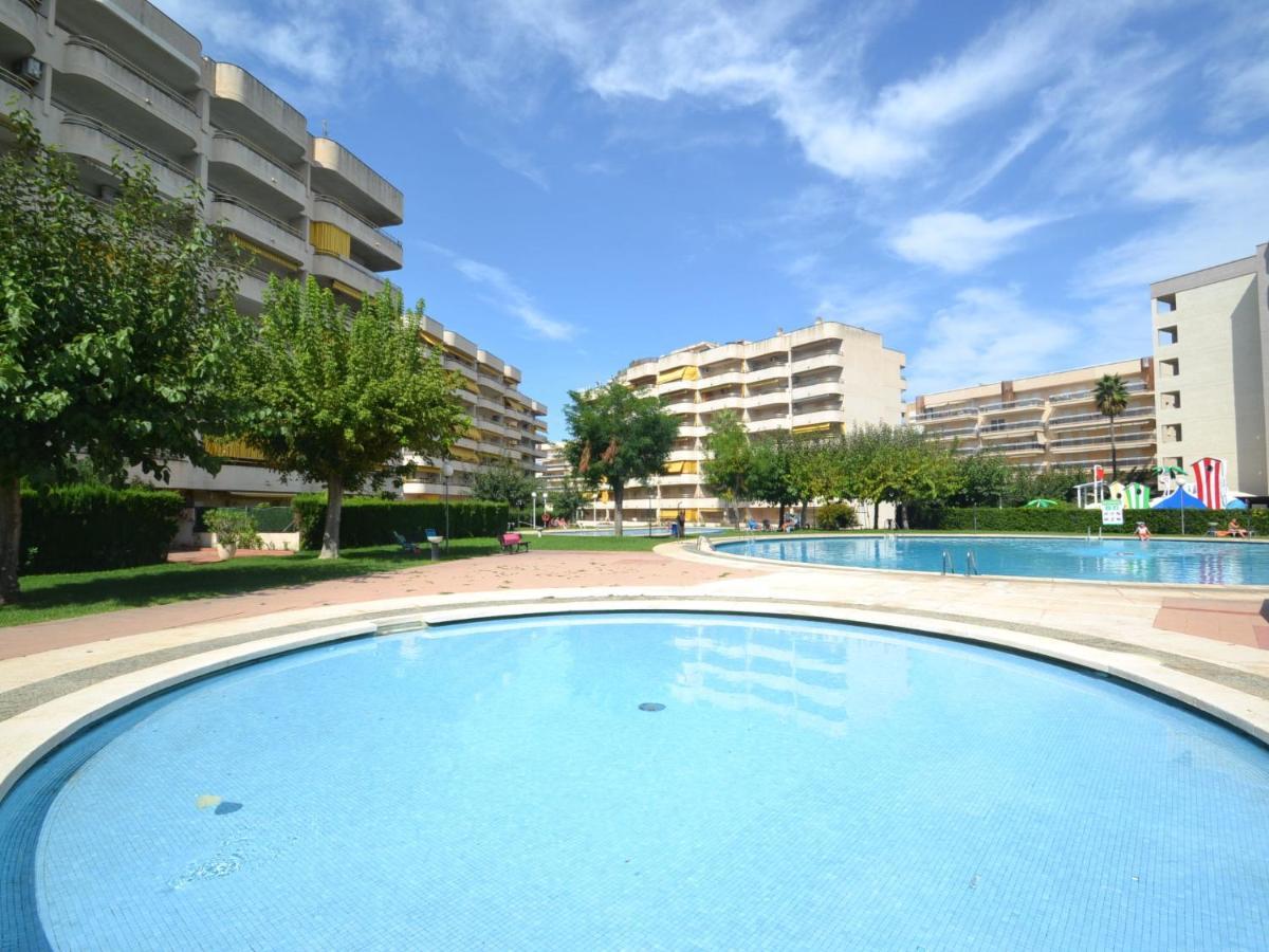 Apartamento Salourhin By Interhome