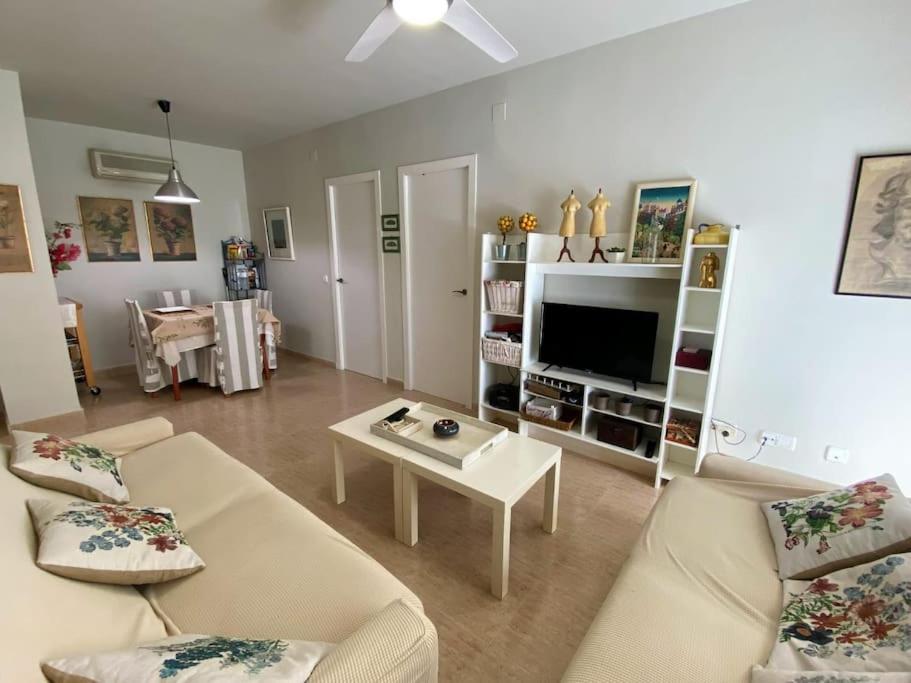 Apartamento Precioso En Salou, Con Servicios.