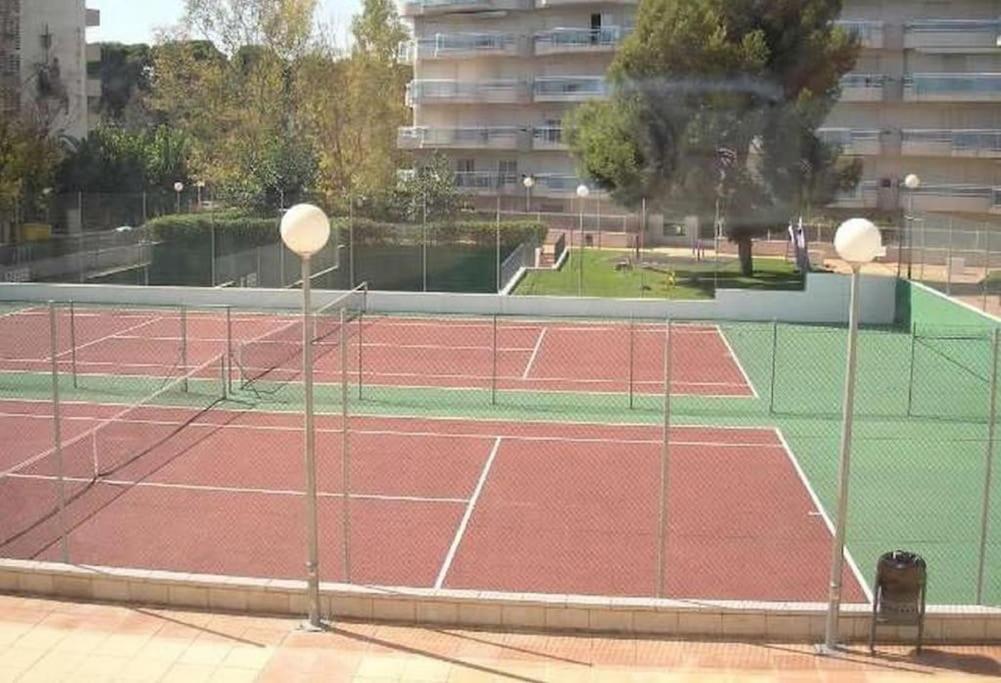 Precioso En Salou, Con Servicios. Apartamento *