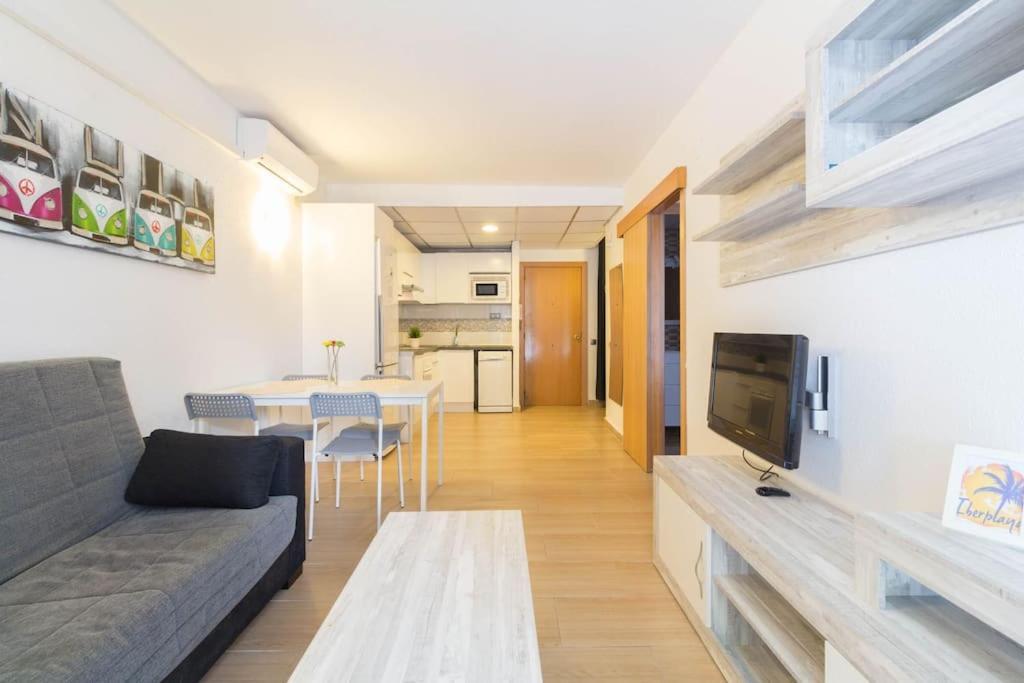 Complejo Residencial Con Terraza-cat-2