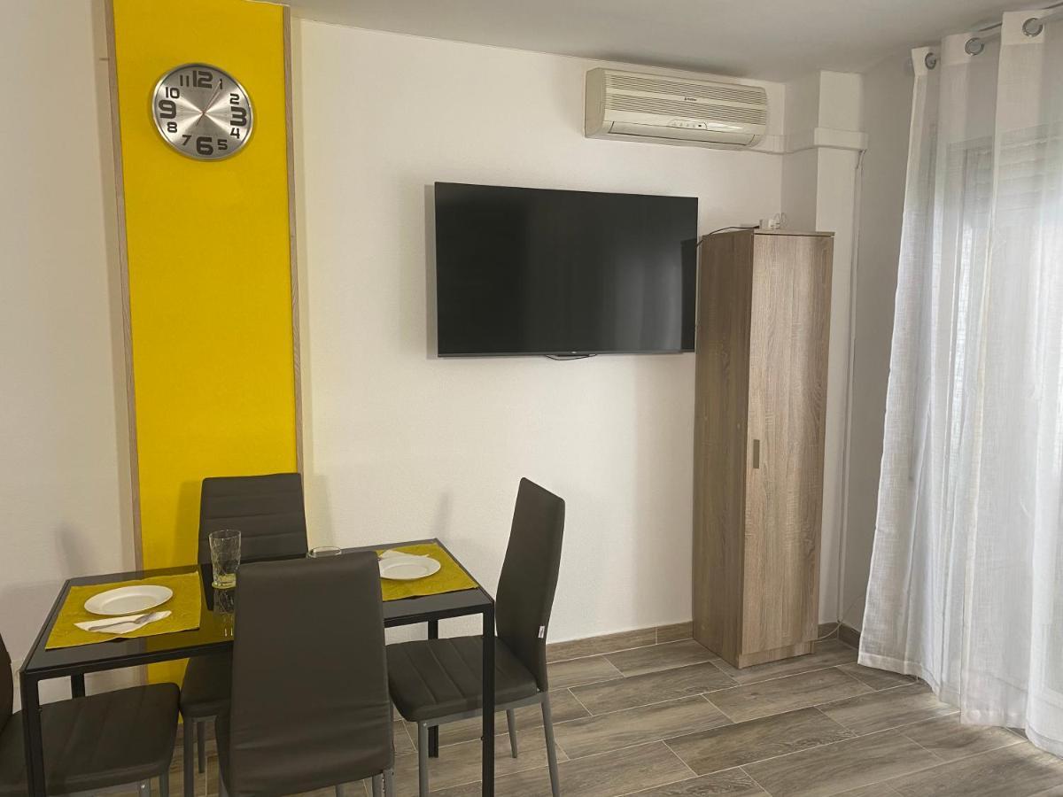 Enzo 150m Playa Apartamento