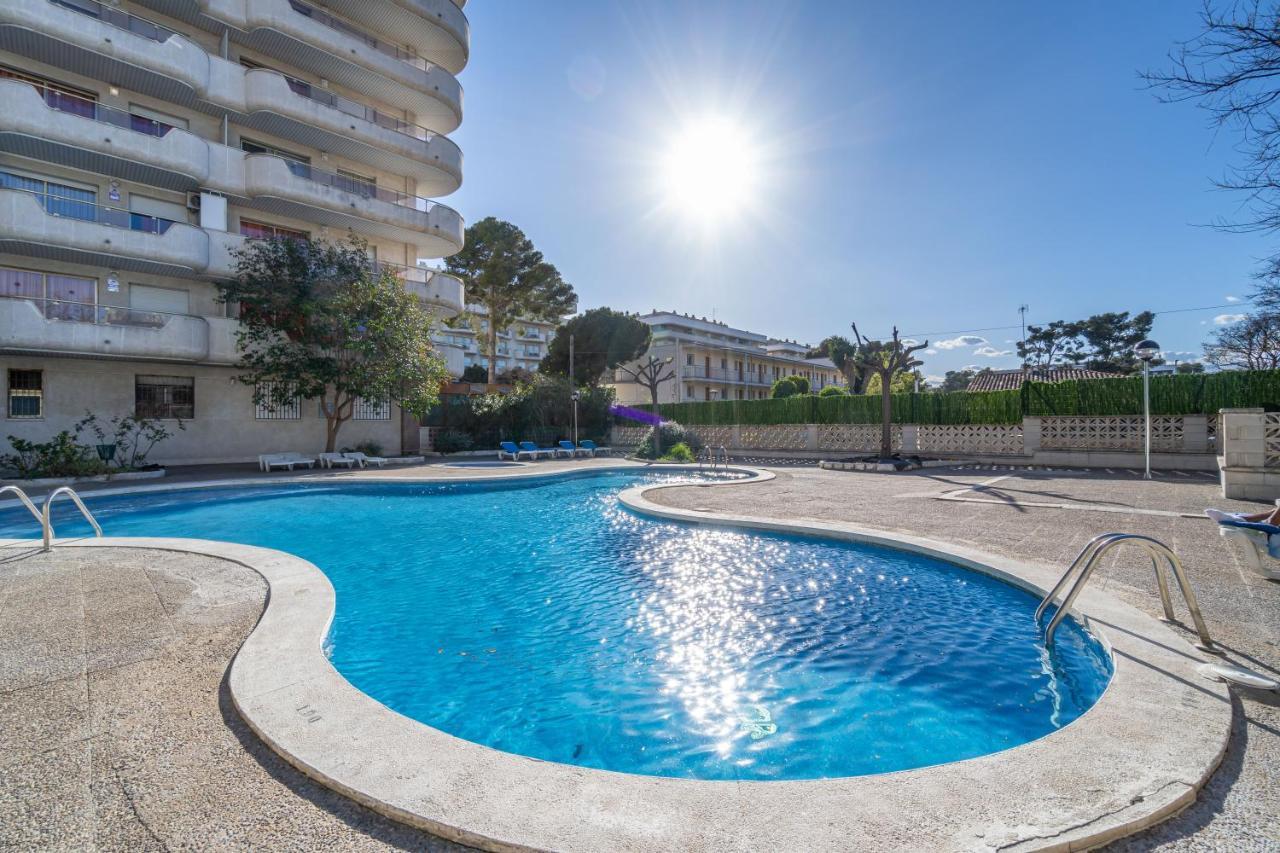 Playa-piscina-port Aventura4 Appartement Salou
