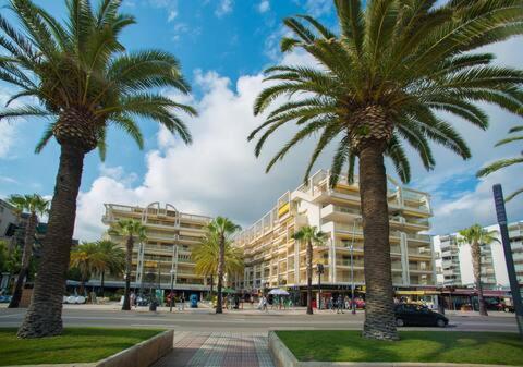 .novelty1...primera Linia De Mar ... Apartamento *