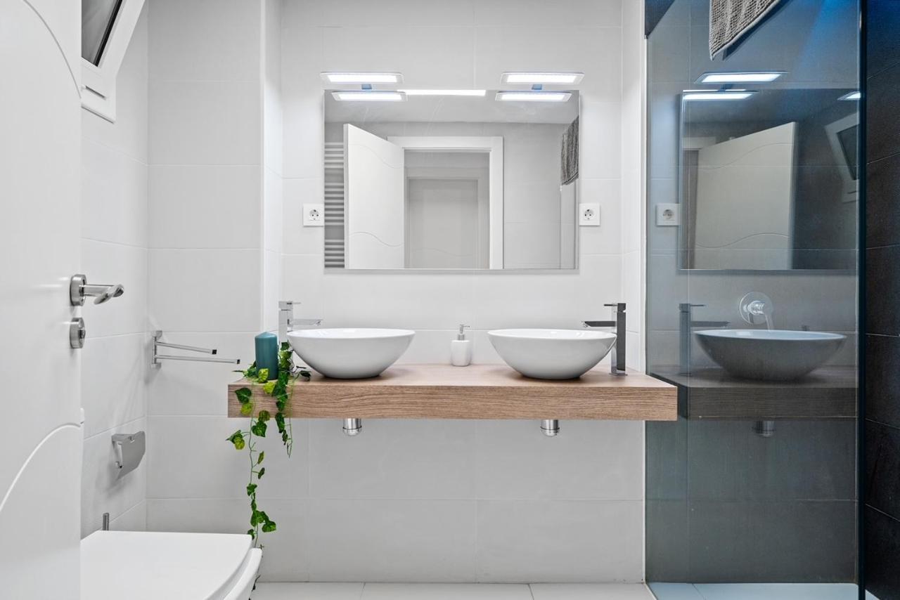 Apartamento Magnificant First Line *
