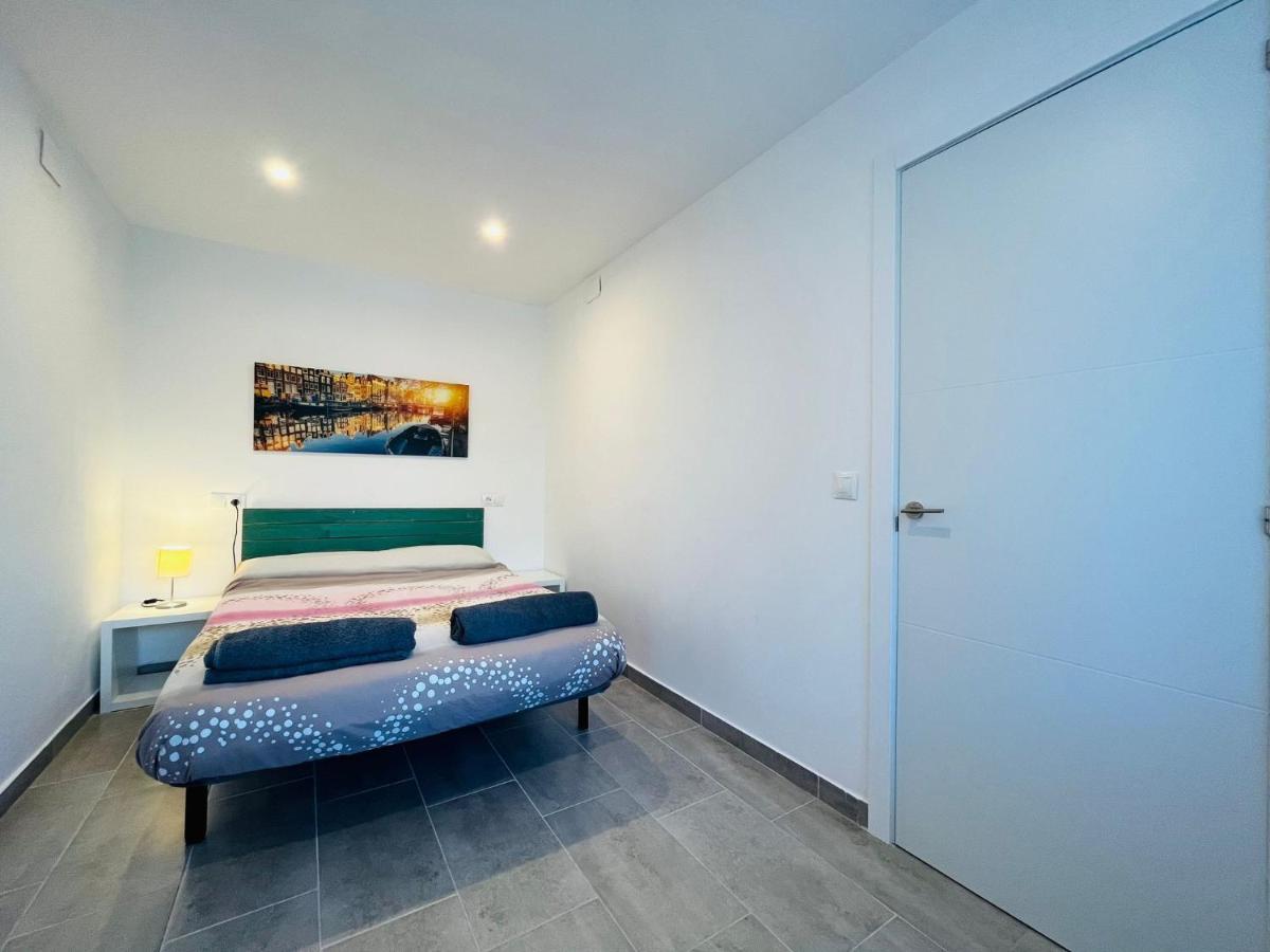 Carlo's Flat, Recien Reformado, Piscina Y A 5minutos De La Playa