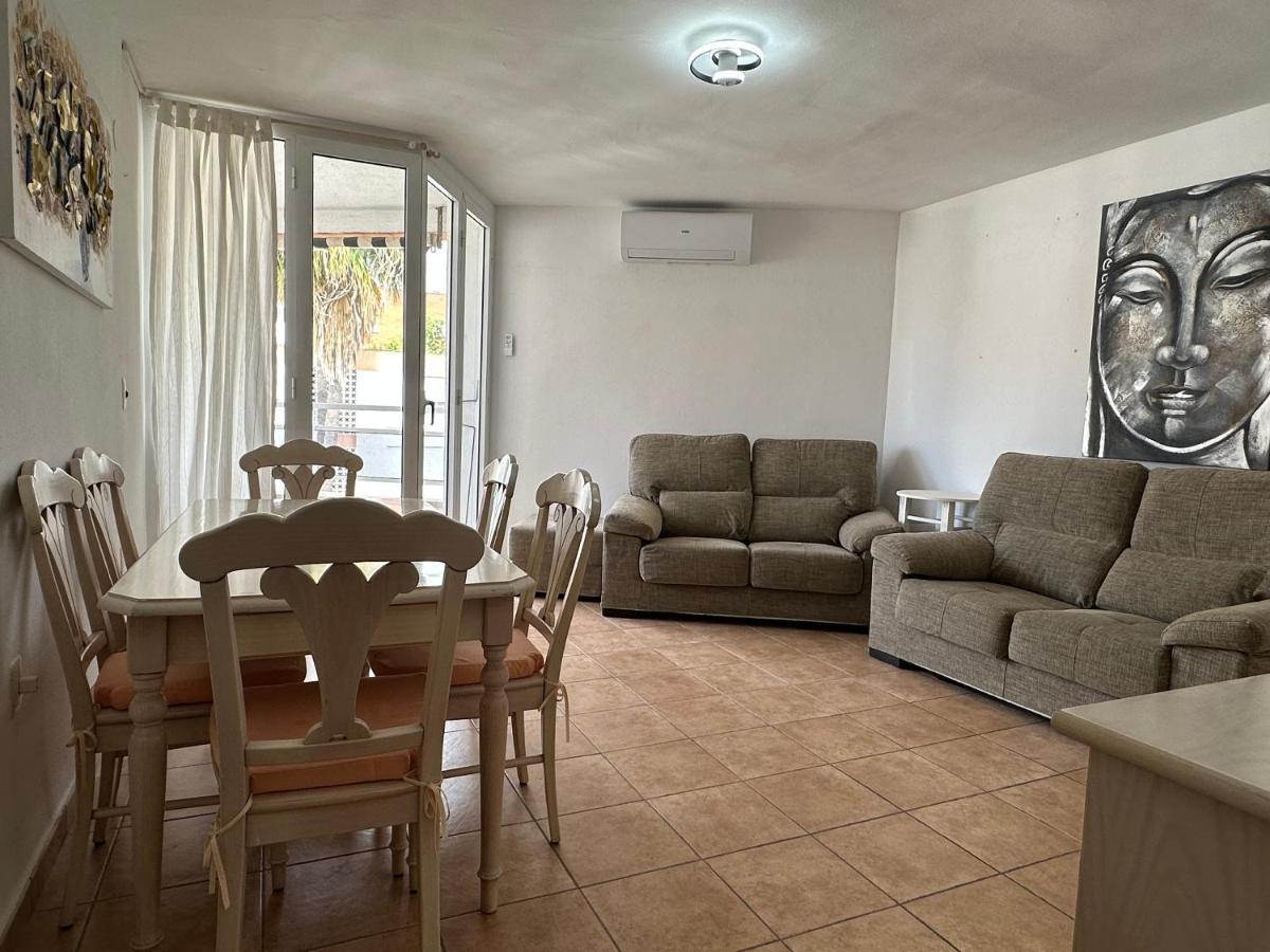 Spacious For A Big Company Apartment Salou