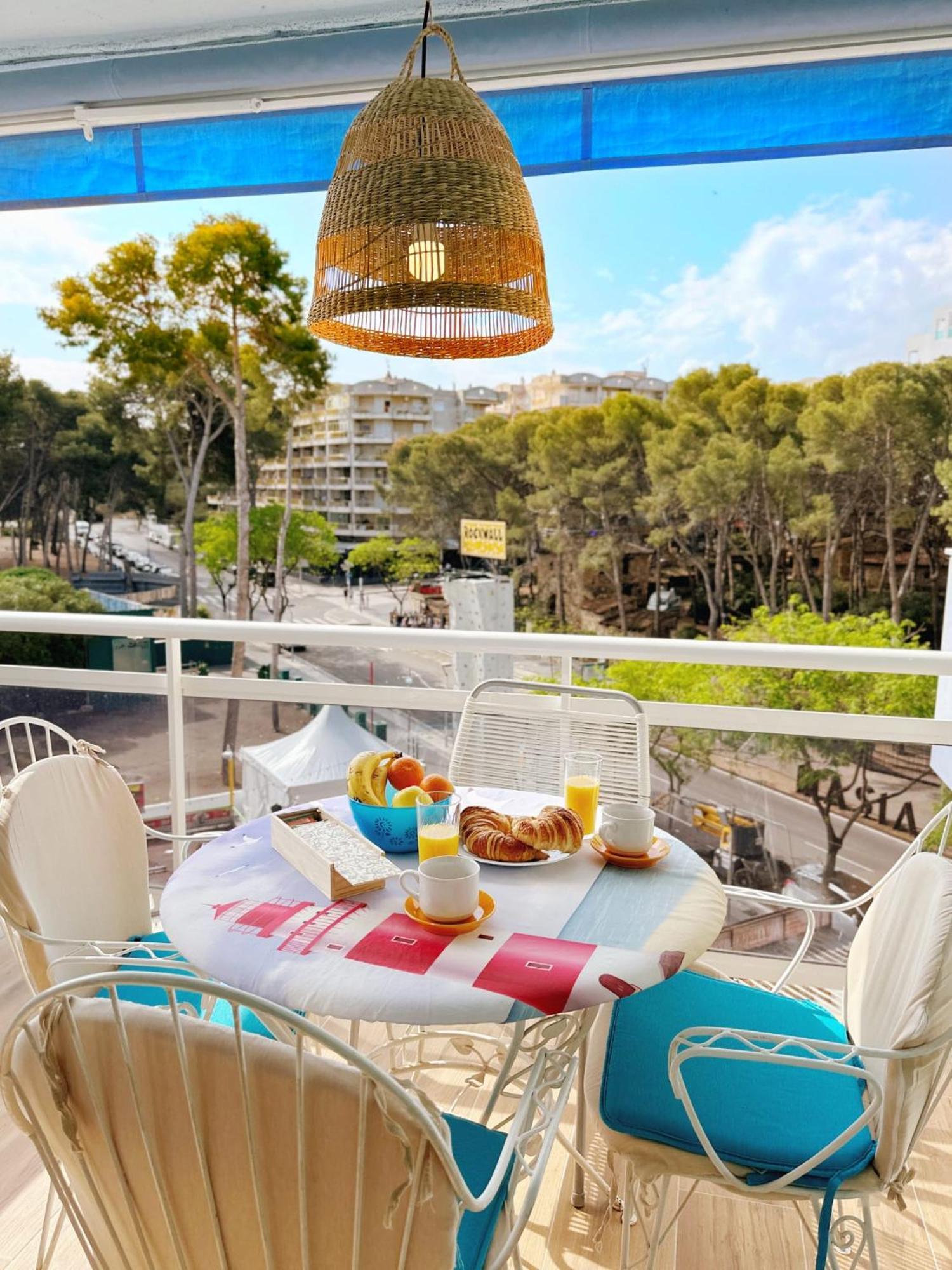 Magníficas Vistas En Zona Turística De Apartamento Salou