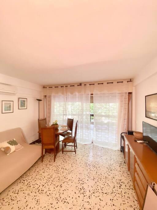 Apartamento Formenton A 100m De La Playa Levante Apartment