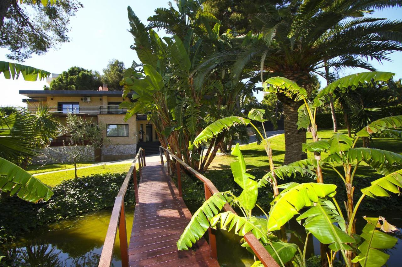 Planet Villa *