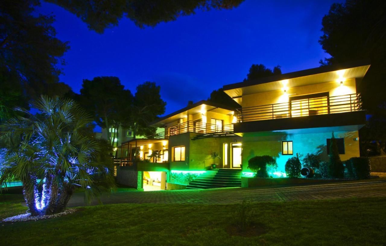 Villa Planet *