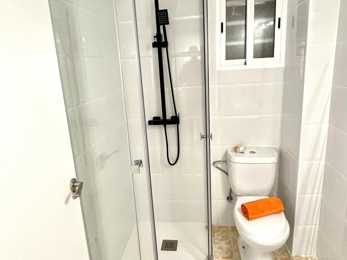 Apartbeach Vangohg Climatizado Y Vistas Piscina Salou