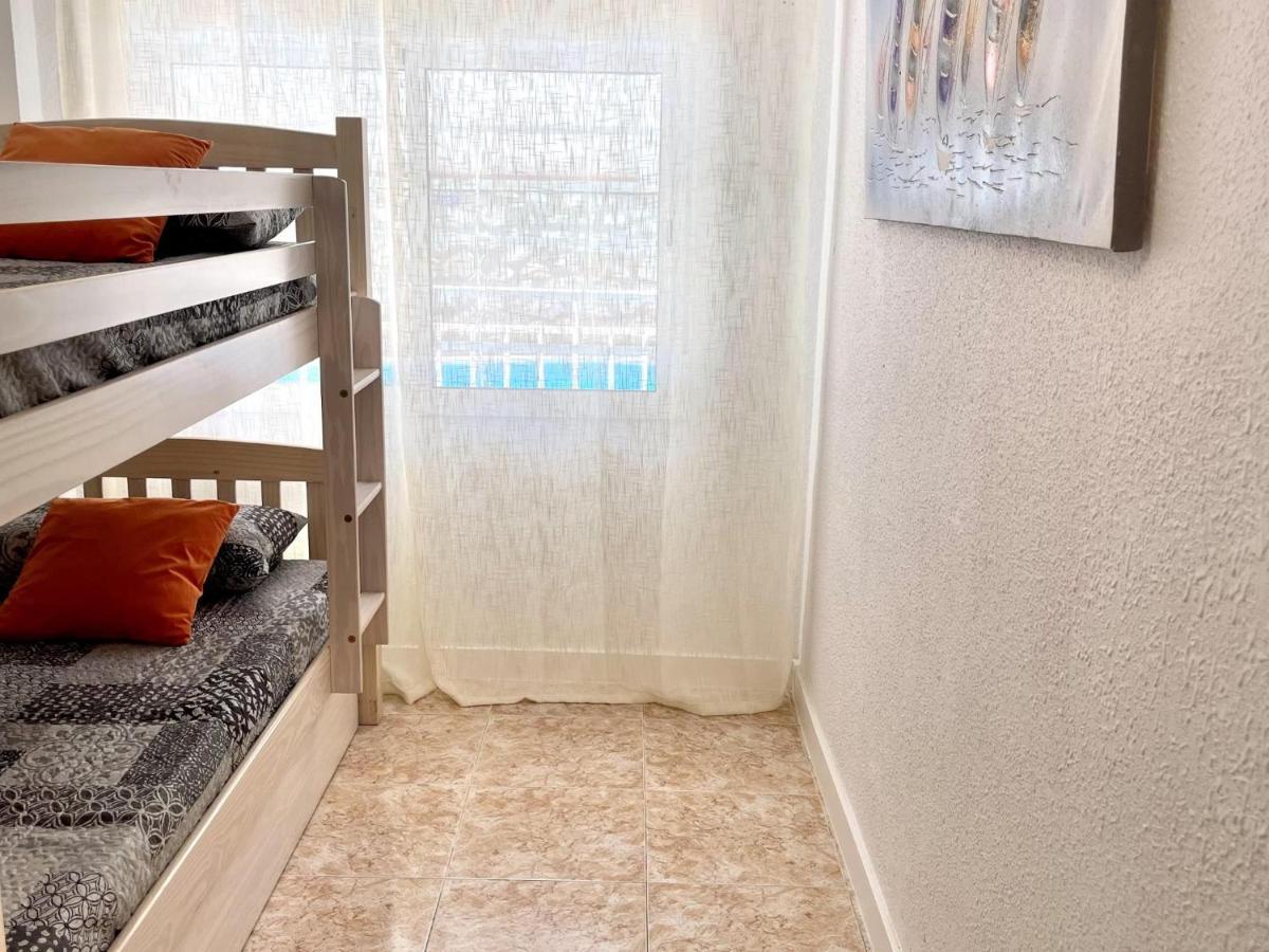 Apartamento Apartbeach Vangohg Climatizado Y Vistas Piscina Salou