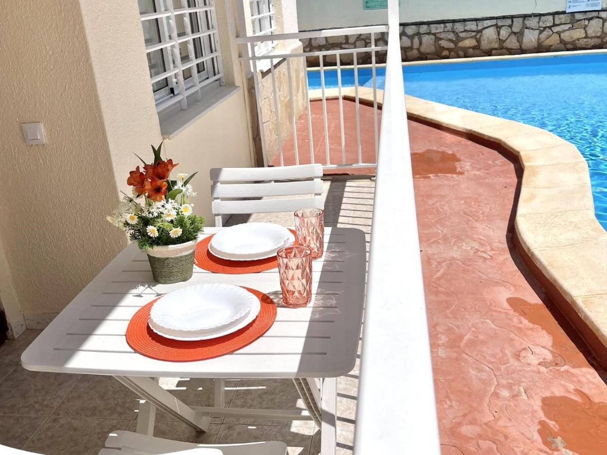 Apartbeach Vangohg Climatizado Y Vistas Piscina Apartamento Salou